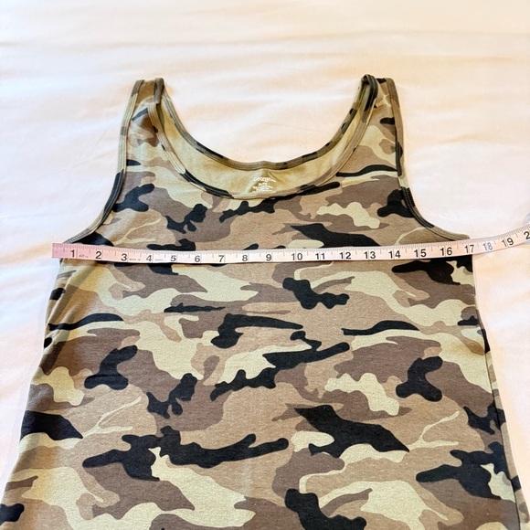 Set of 3 - George Green Camouflage Tops: 2 Basic Scoop Tank Tops, 1 Core Camis - Picture 4 of 11